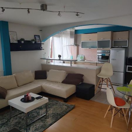 Studio Apartman Karler Károlyváros Kültér fotó