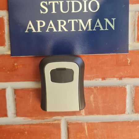 Studio Apartman Karler Károlyváros Kültér fotó